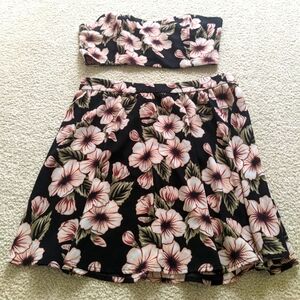 Two piece floral strapless set